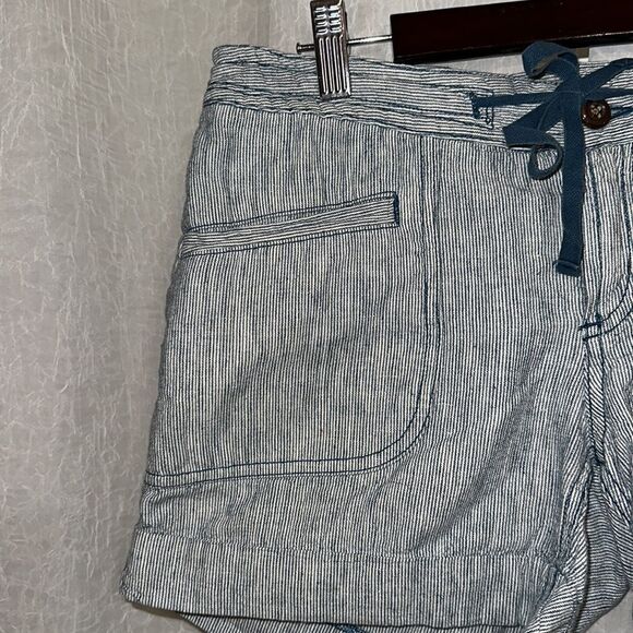 The North Face 4 Blue Larisen Stripe Button Outdoor Four Pocket Linen Shorts - Picture 4 of 12